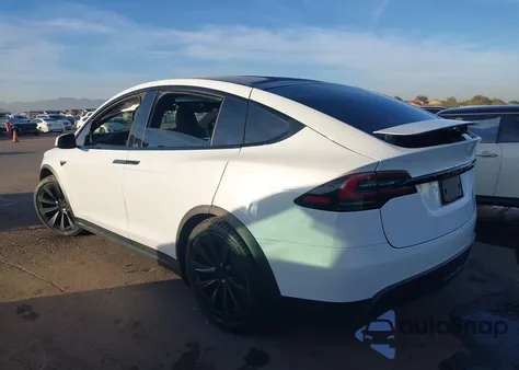2022 Tesla Model X Dual Motor All-Wheel Drive/Plaid Tri Motor All-Wheel Drive from USA, damaged, VIN 7SAXCDE54NF344069
